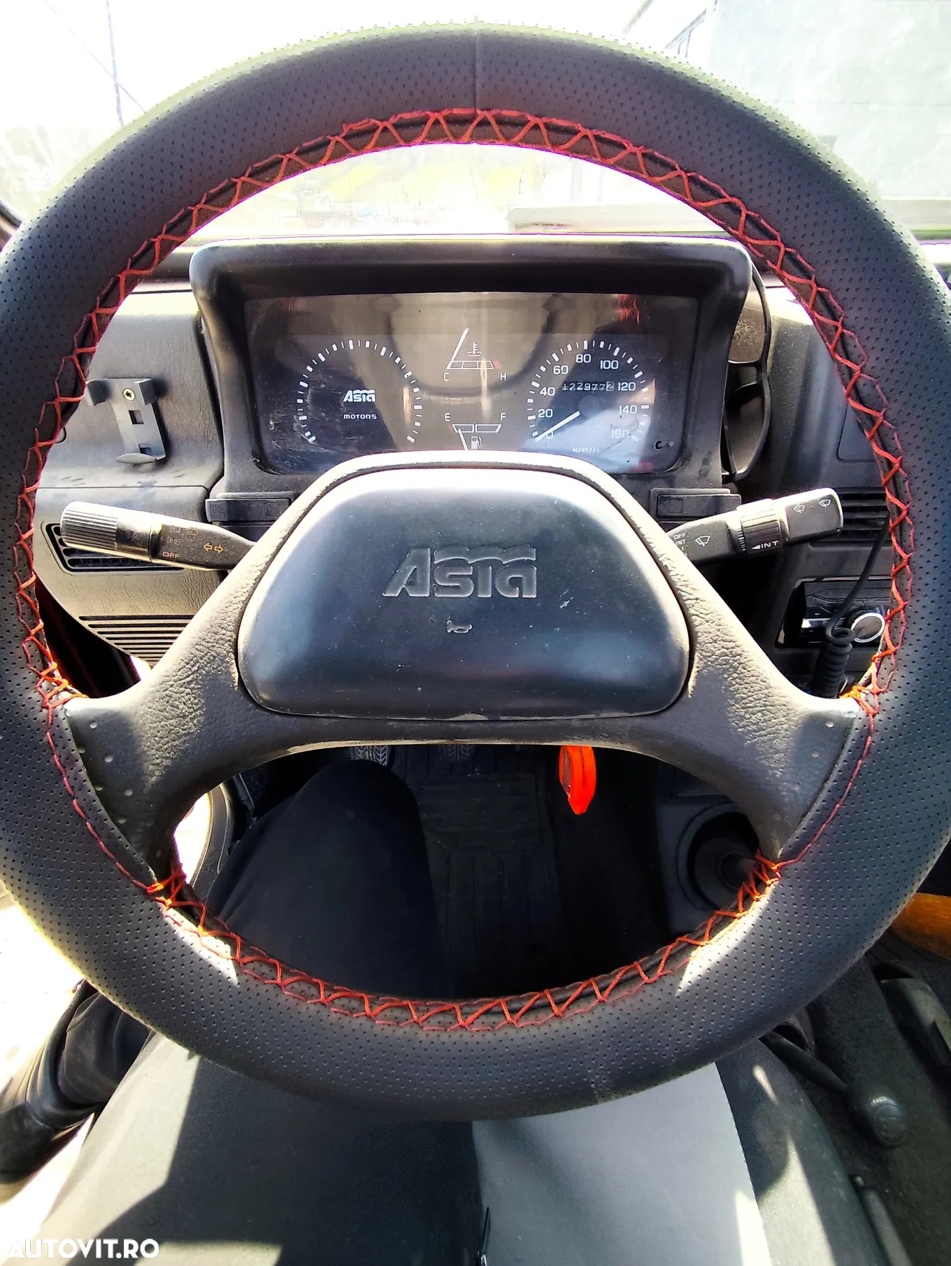 Kia Rocsta - 6
