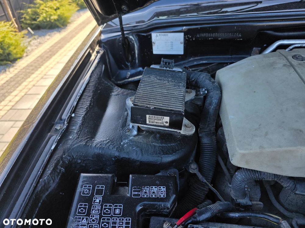 Mitsubishi Pajero Pinin 1.8 - 32