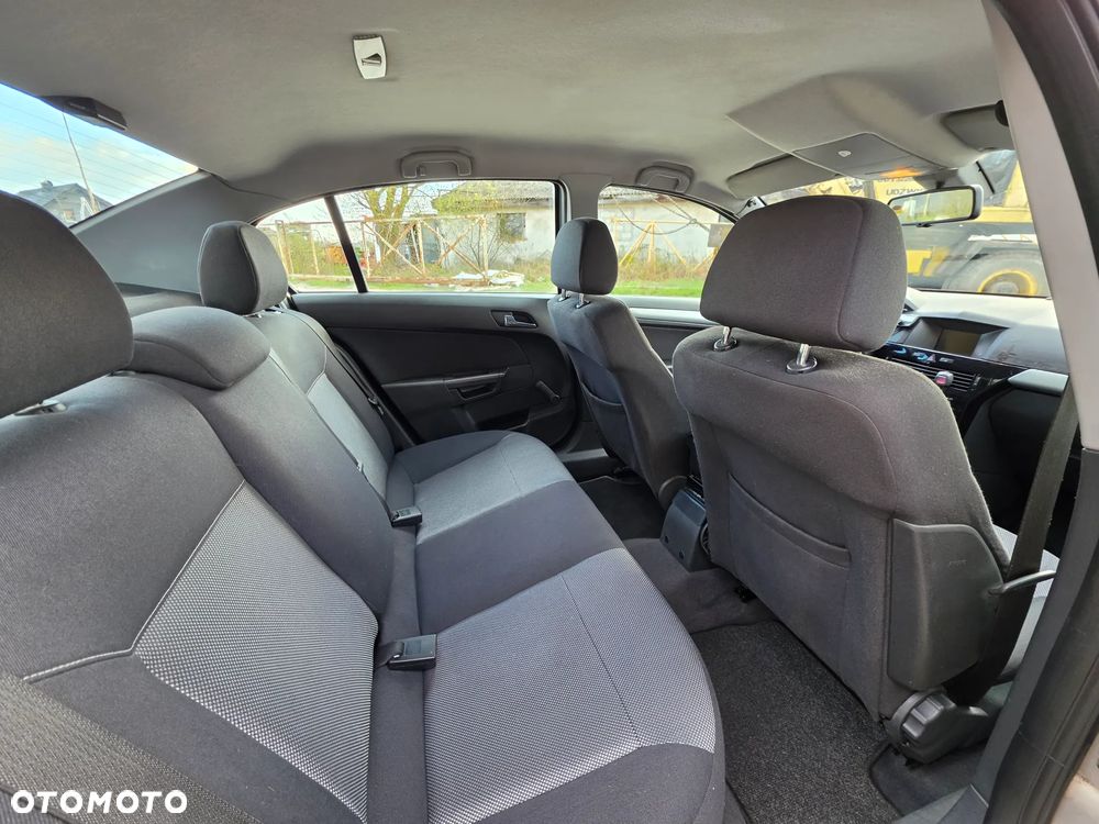 Opel Astra 1.6 111 - 9