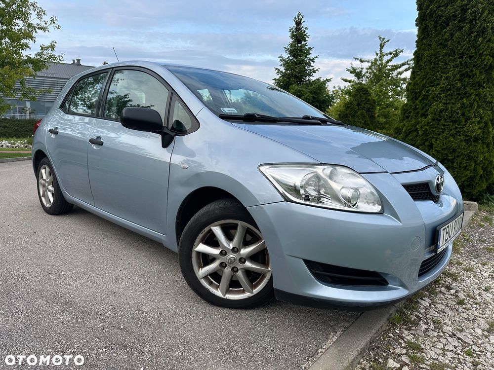 Toyota Auris 2.0 D-4D Life+ - 8
