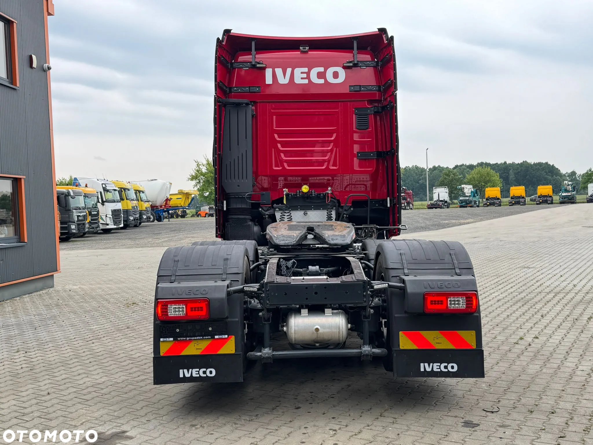 Iveco S-WAY 570 6x2 EURO6 BOOGIE CIĄGNIK SIODŁOWY Z HYDRAULIKĄ - 6