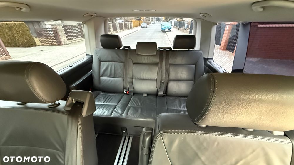 Volkswagen Multivan - 7