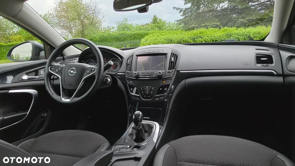 Opel Insignia 2.0 CDTI Cosmo S&S - 17