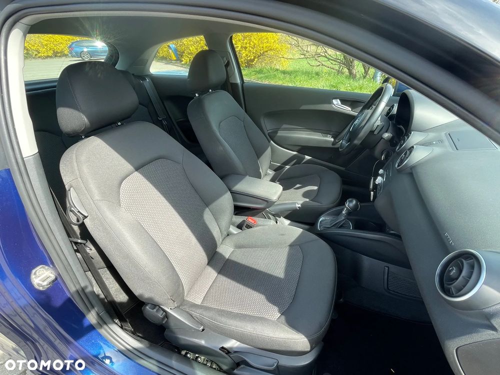Audi A1 3-drzwiowe 1.4 TFSI S tronic design - 21