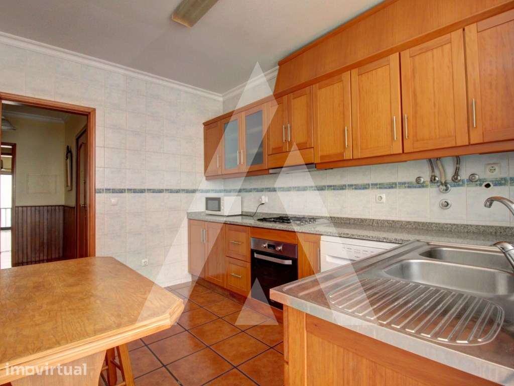 Apartamento T2 - Grande imagem: 2/16