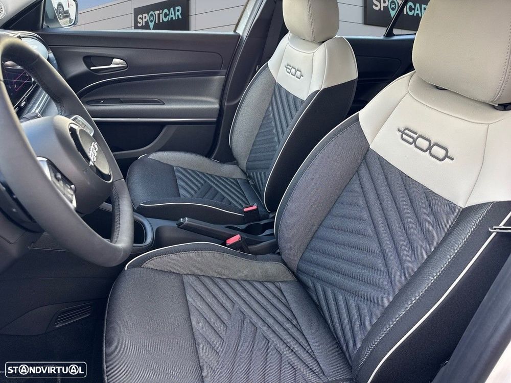 Fiat 600 1.2 Hybrid - 9