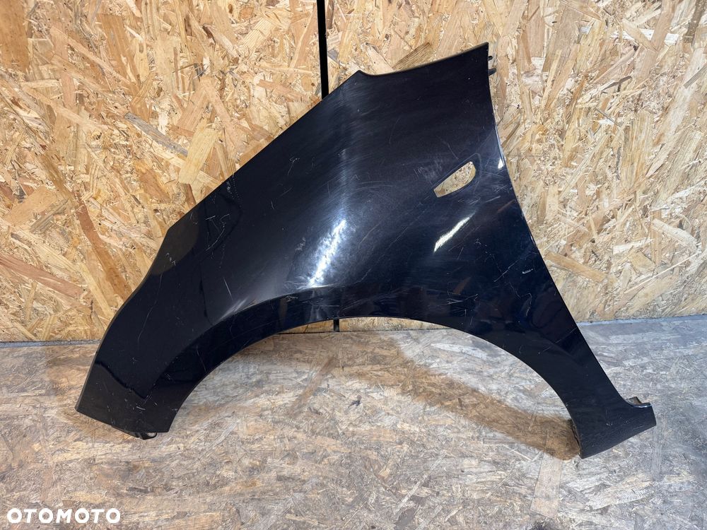 Przedni lewy błotnik Kia ceed II