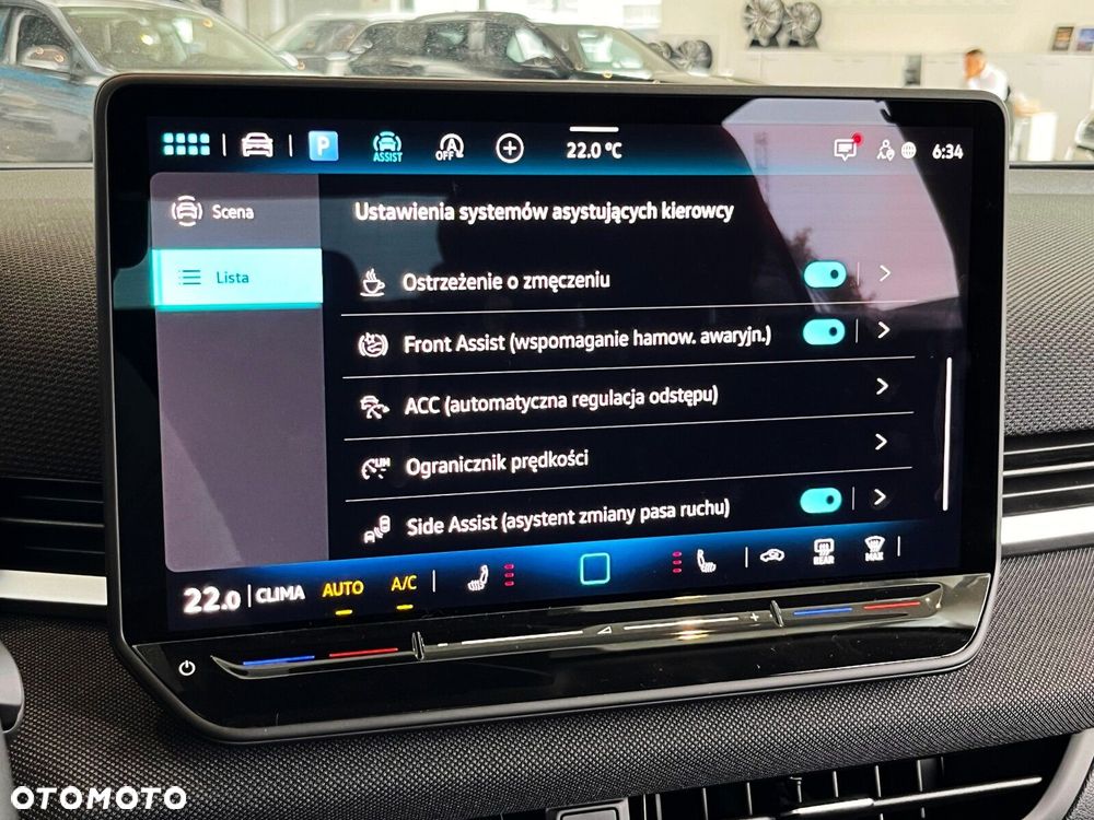 Volkswagen T-Roc 1.5 eTSI Life DSG - 12
