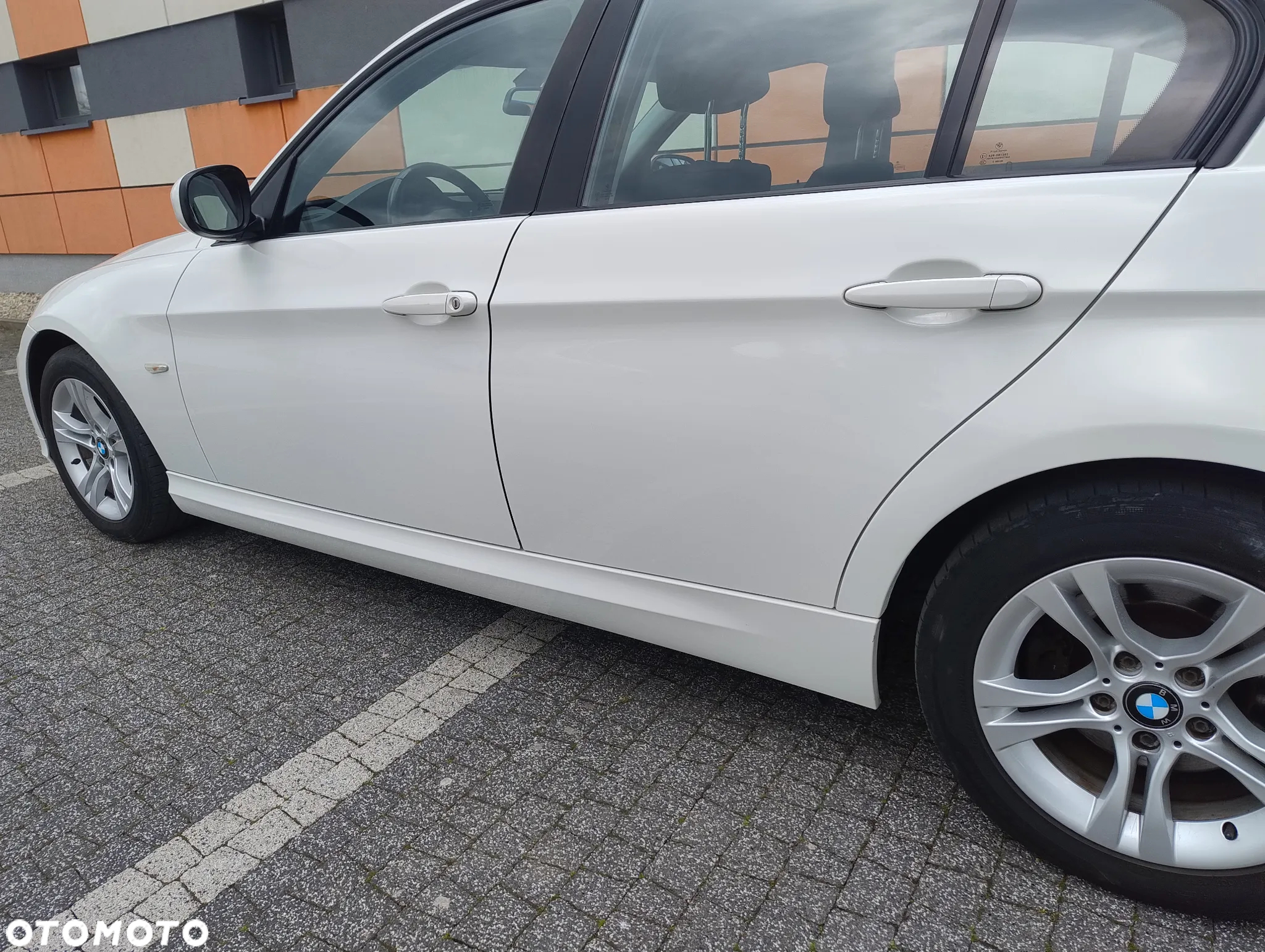BMW Seria 3 318i - 30