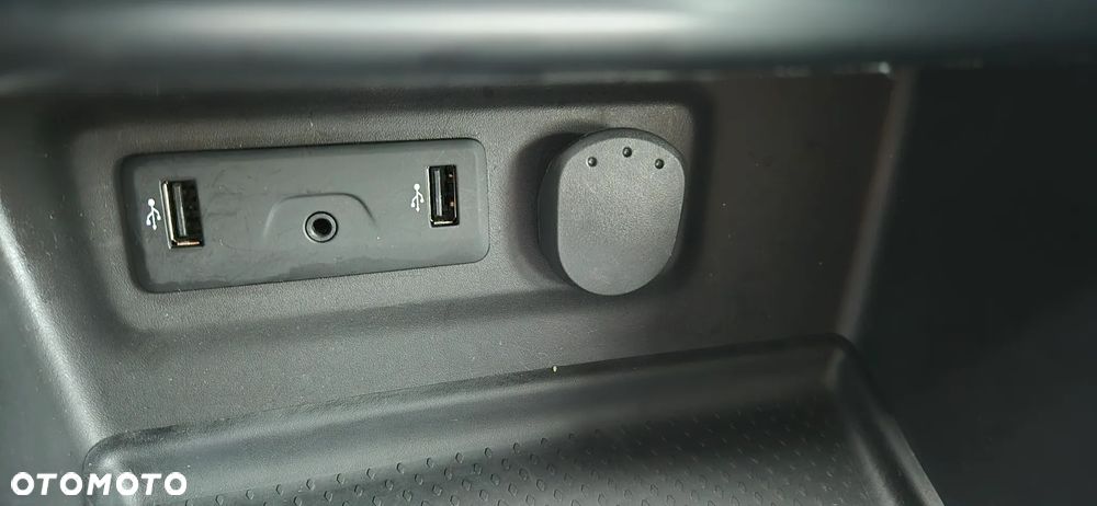 Renault Megane ver-1-5-dci-bose - 32