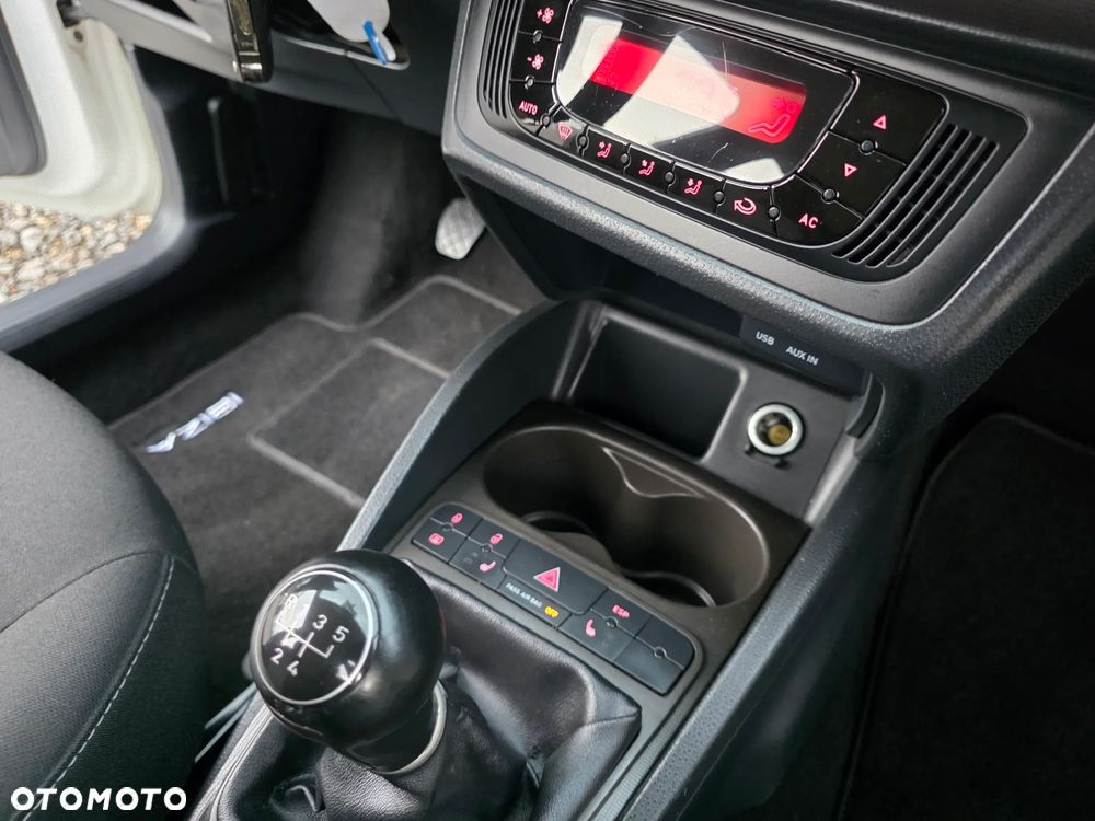 Seat Ibiza 1.4 16V Style - 30