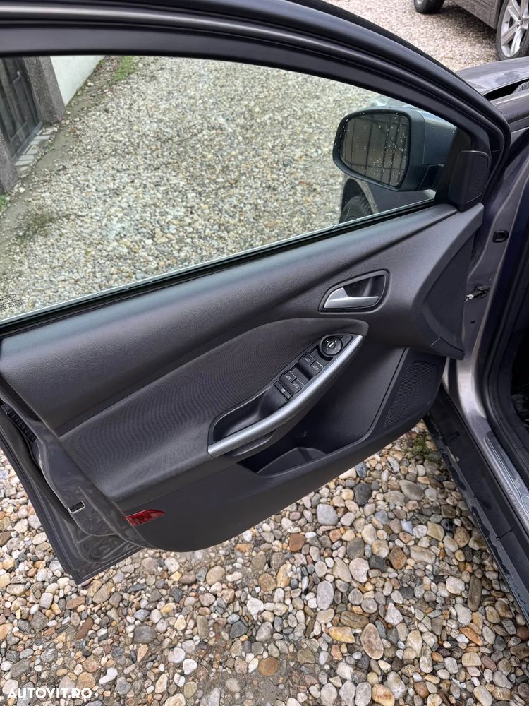Ford Focus 1.6 TDCI DPF Trend - 7