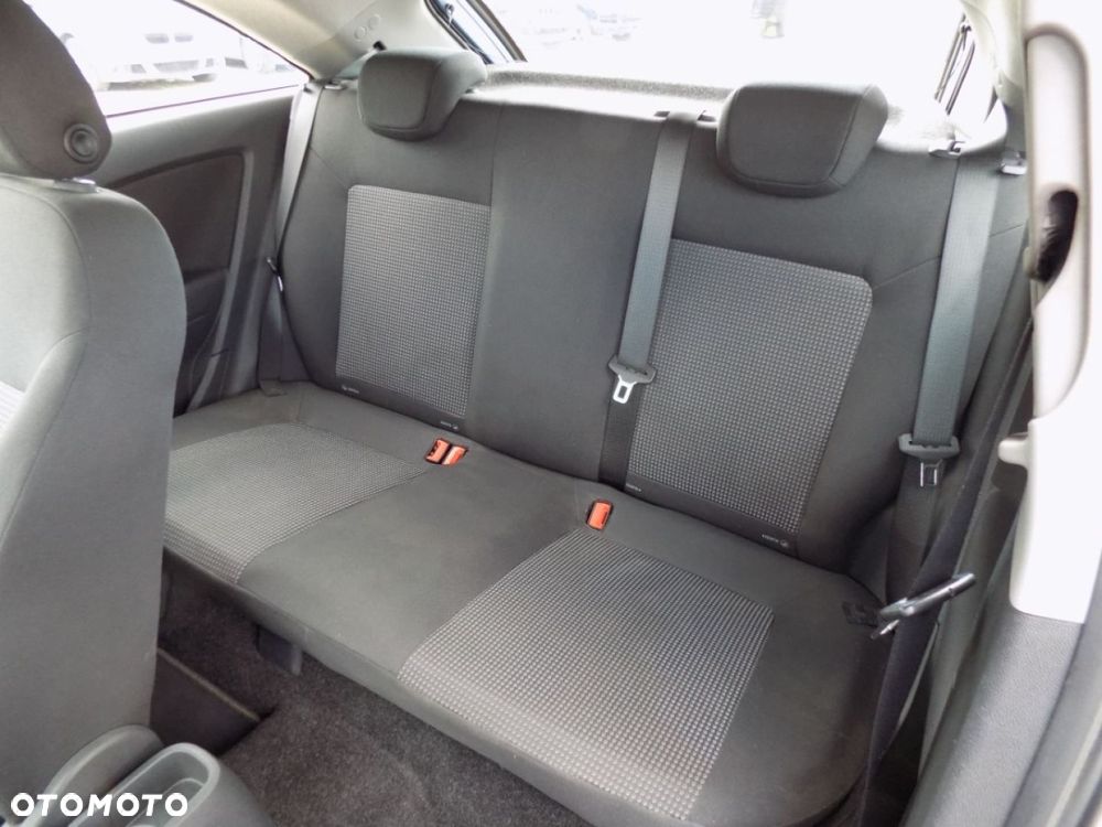 Opel Corsa - 8