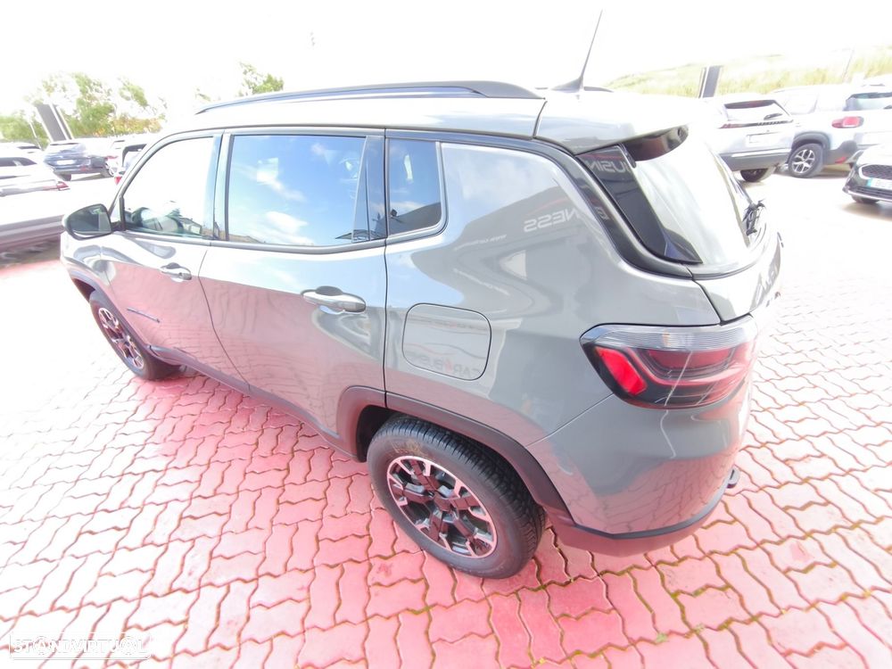 Jeep Compass - 6