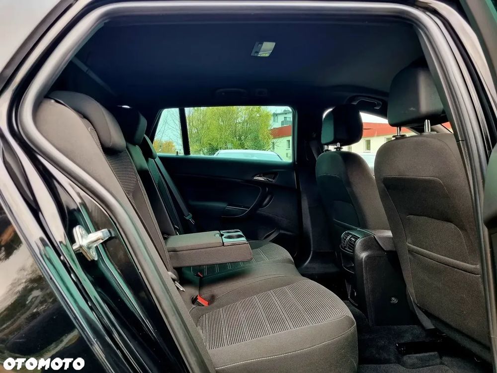 Opel Insignia 1.6 CDTI Cosmo - 14