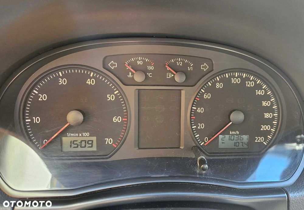 Volkswagen Polo - 6