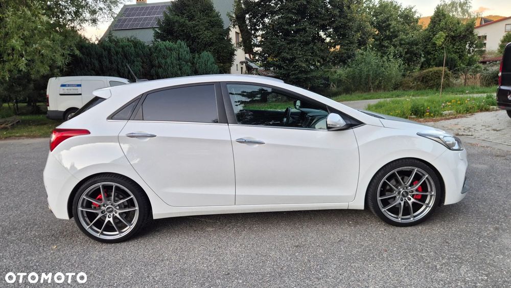 Hyundai i30 1.6 GDI Turbo Luxury - 22