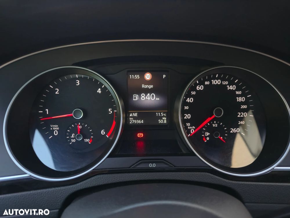 Volkswagen Passat 2.0 TDI DSG 4Motion Highline - 17