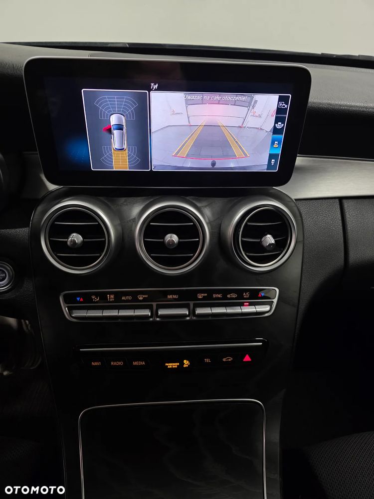 Mercedes-Benz Klasa C 220 d T 9G-TRONIC - 9