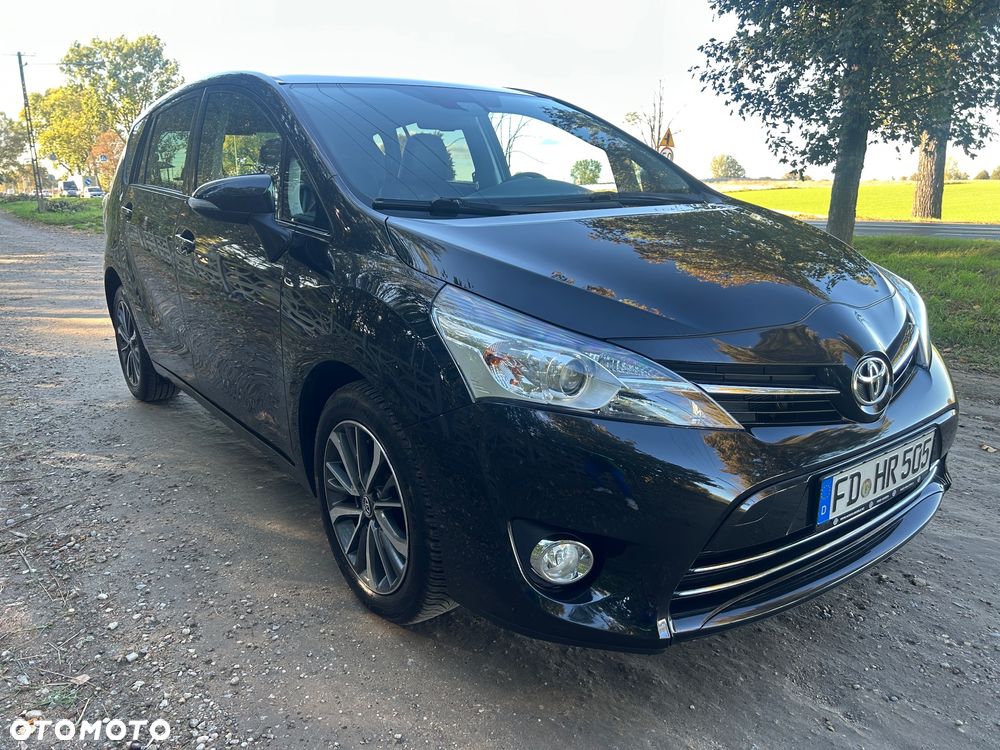 Toyota Verso 1.8 7-Sitzer Skyview Edition - 36