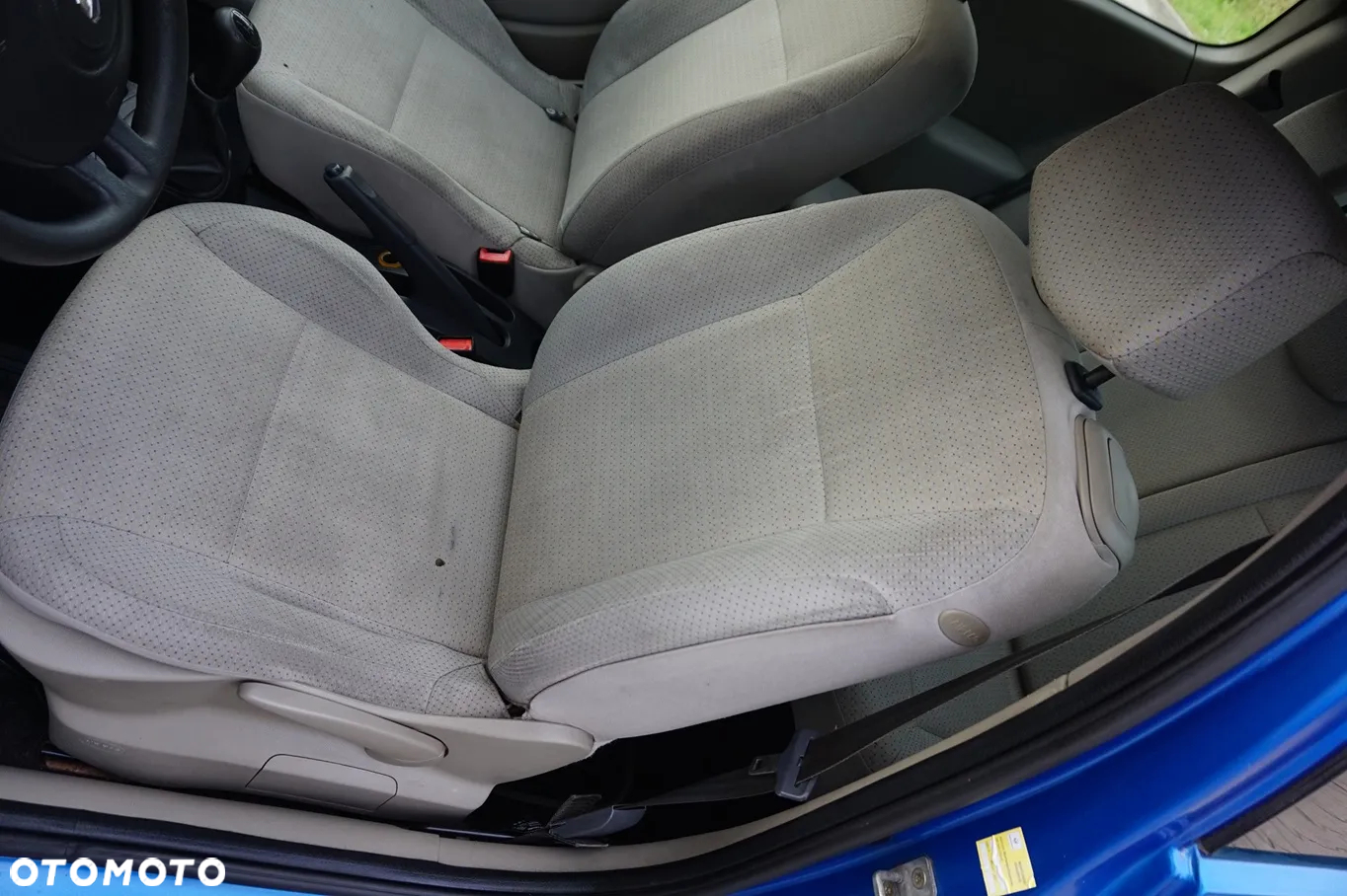 Renault Clio - 25