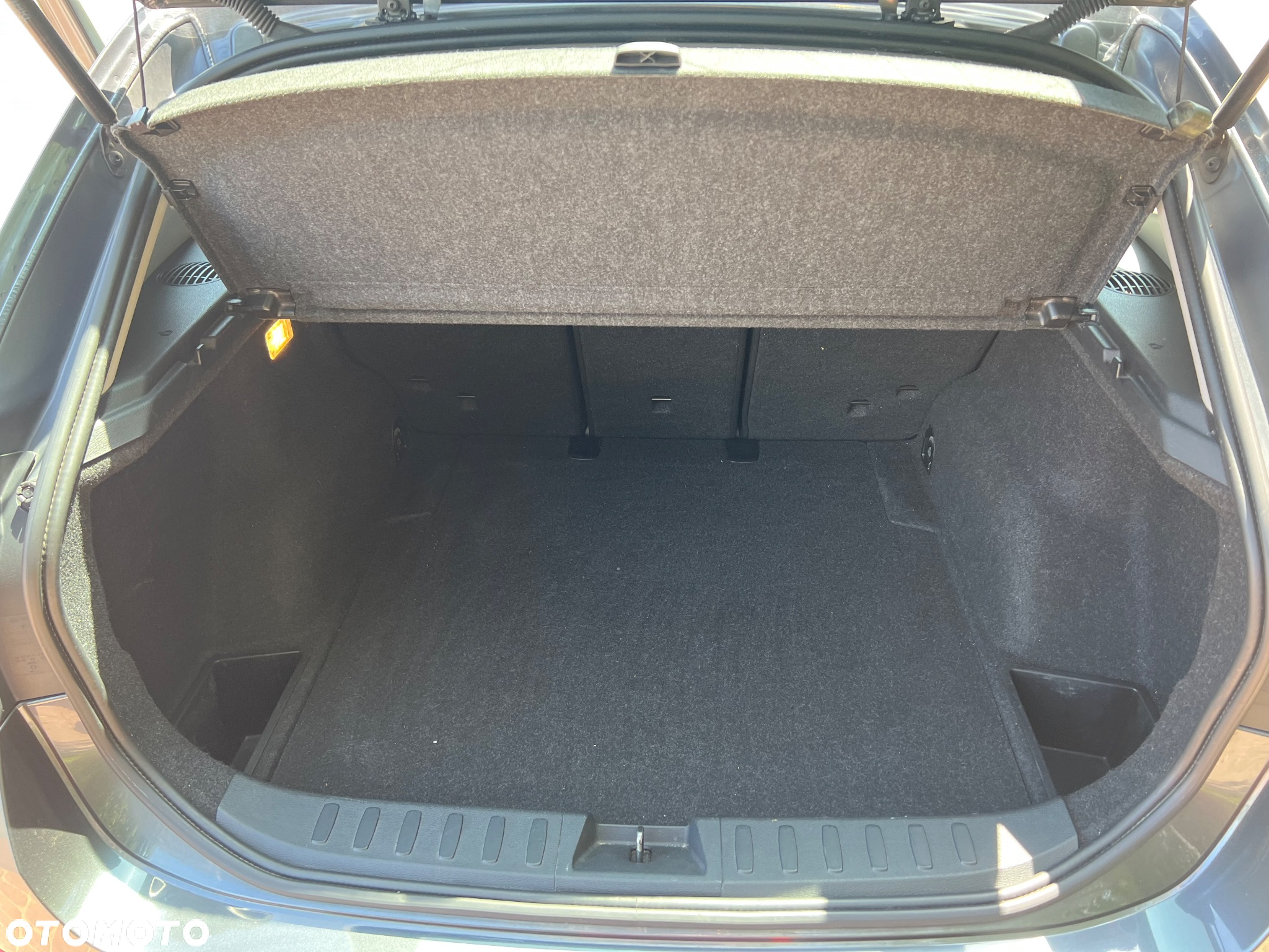 BMW X1 sDrive18d Sport Line - 12