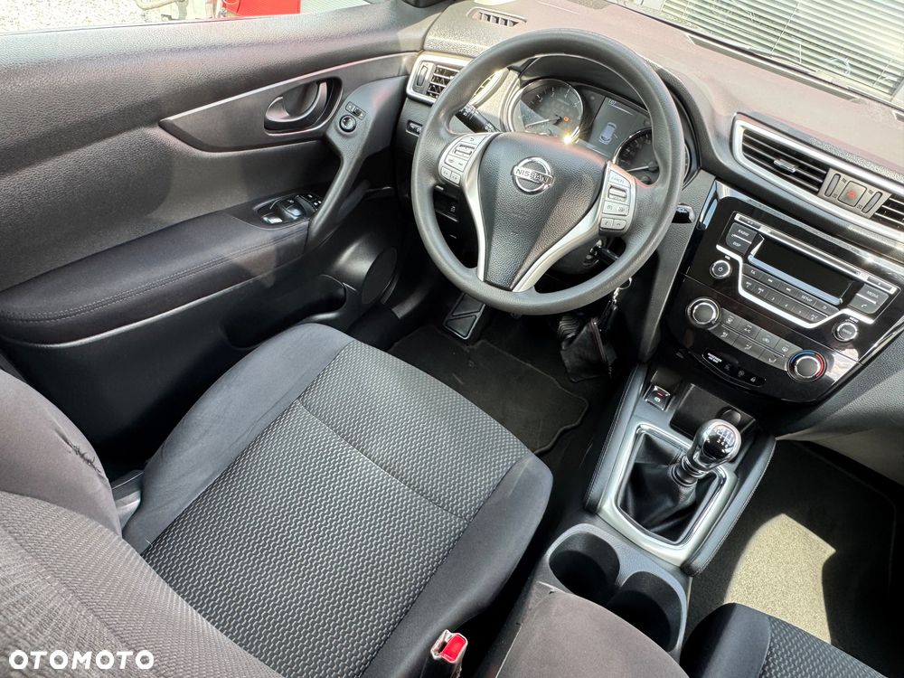 Nissan Qashqai 1.2 DIG-T N-Vision - 22