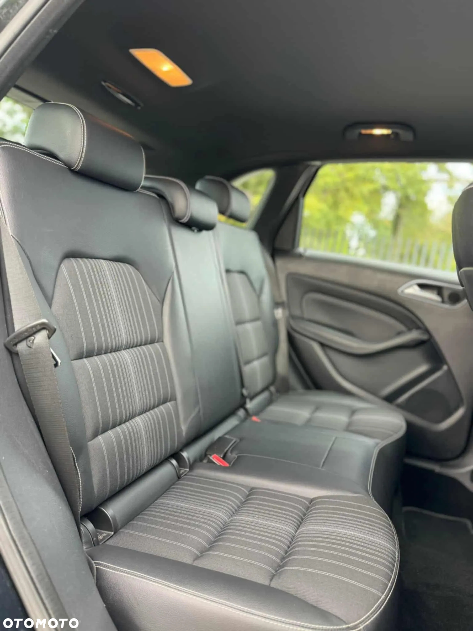 Mercedes-Benz Klasa B 180 BlueEFFICIENCY Edition Style - 23