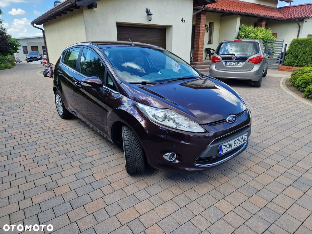 Ford Fiesta 1.6 Ghia - 9