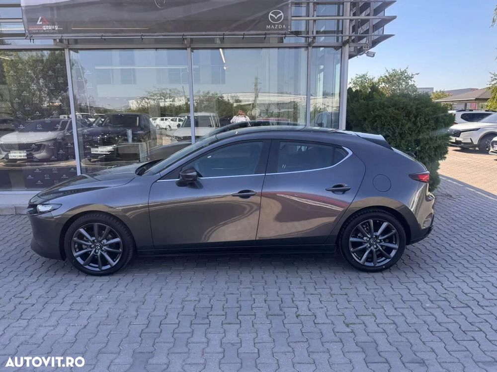 Mazda 3 - 8