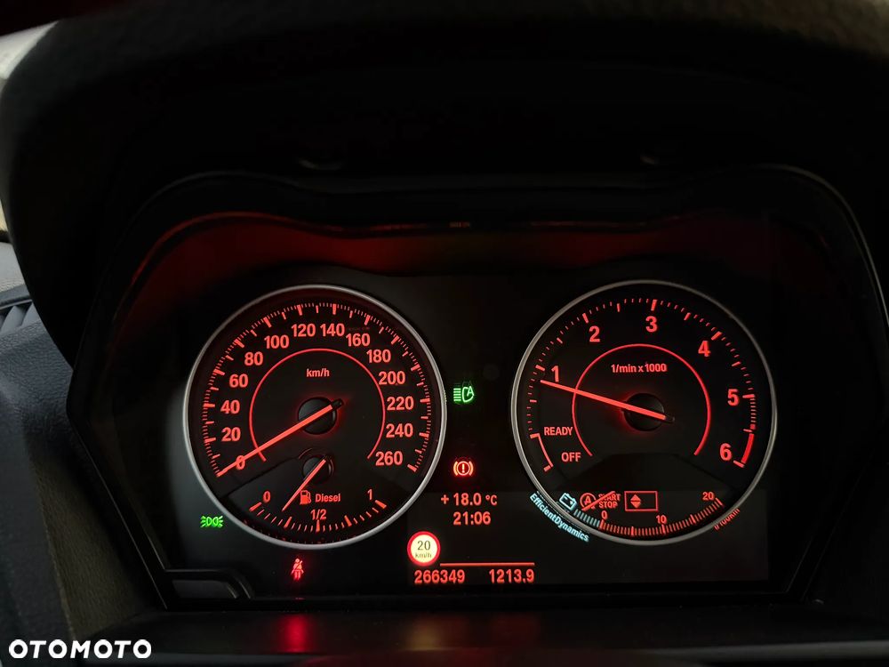 BMW Seria 1 120d Sport Line - 29