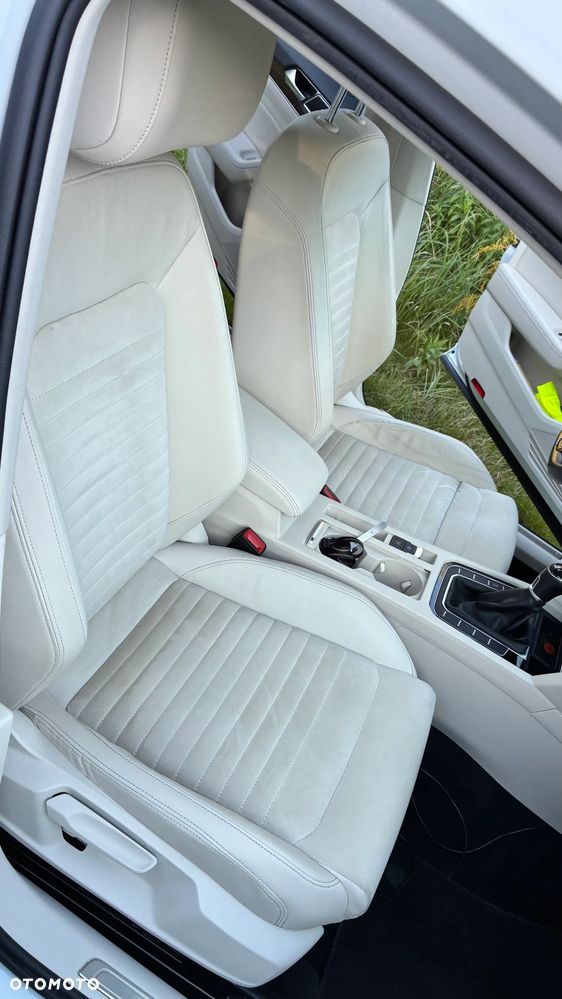 Volkswagen Passat Variant - 16