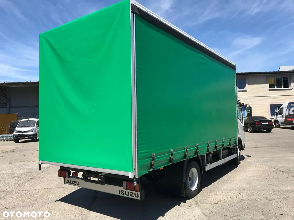 Isuzu P75 - 7
