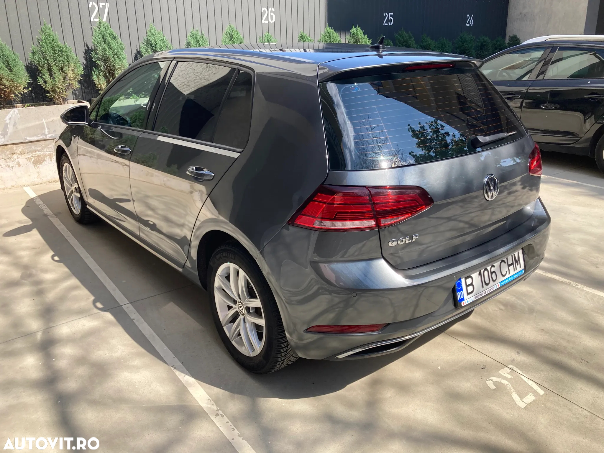 Volkswagen Golf - 5