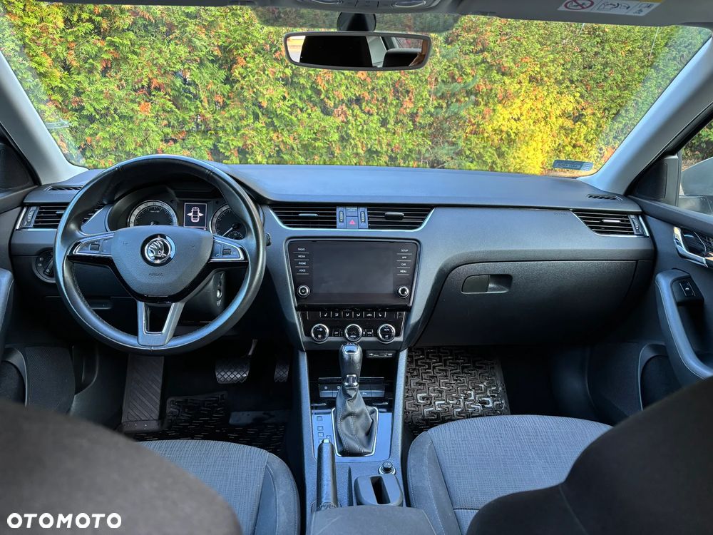 Skoda Octavia 1.6 TDI Style DSG - 13