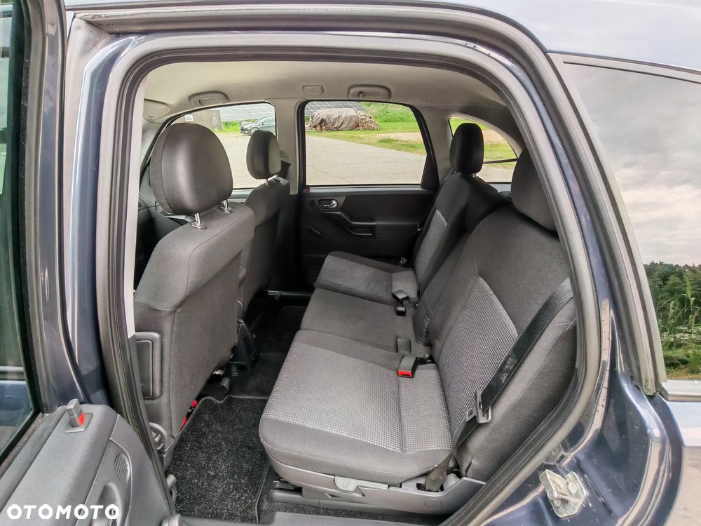 Opel Meriva - 8