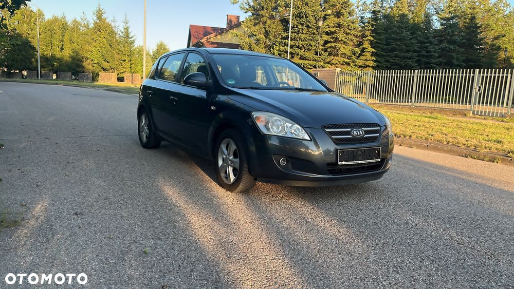 Kia Ceed 1.6 Comfort + - 7