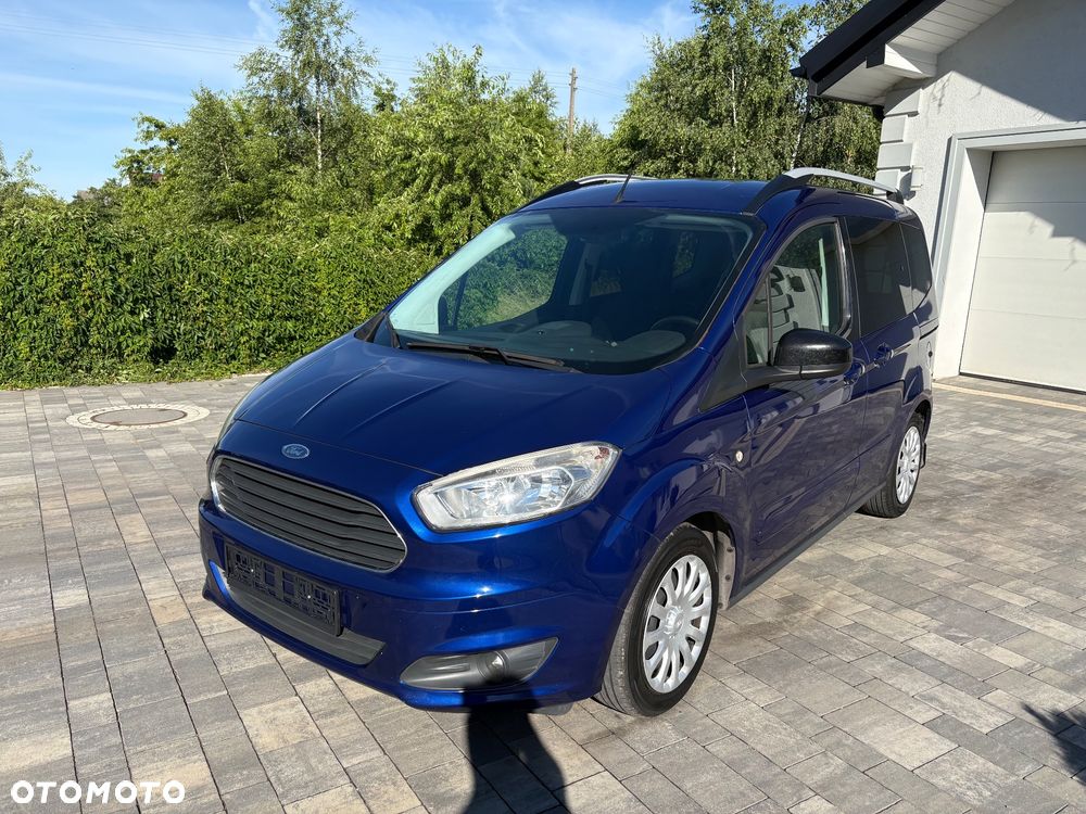 Ford Tourneo Courier 1.0 EcoBoost S&S Titanium - 1