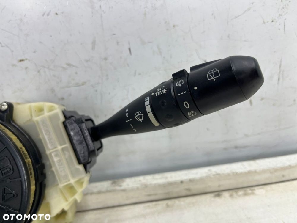 Manetka Mitsubishi Colt VI 6 Z30 04-12r. pająk przełącznik zespolony taśma poduszki 8600a332xa - 2