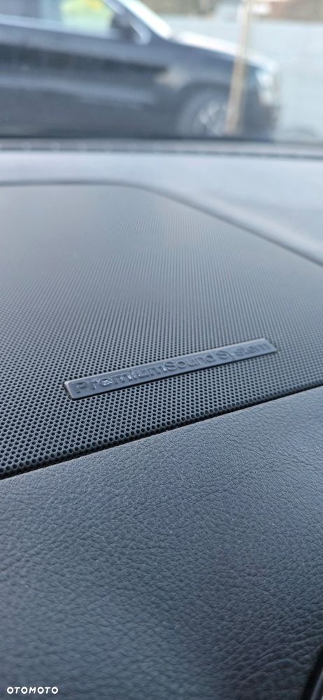 Ford S-Max 2.0 TDCi DPF Titanium - 24