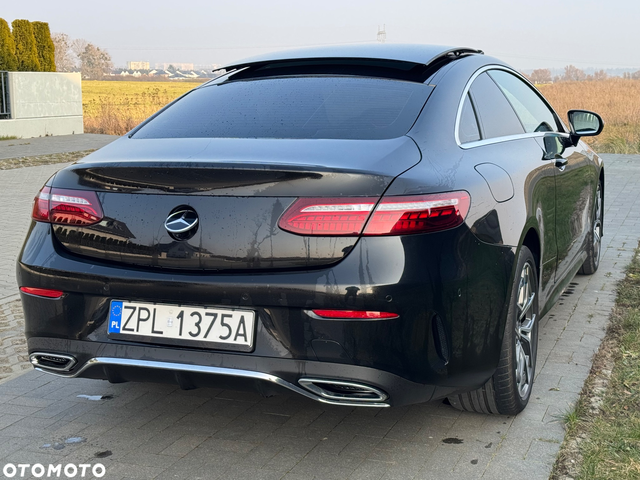 Mercedes-Benz Klasa E 220 d Coupe 4-Matic AMG - 26