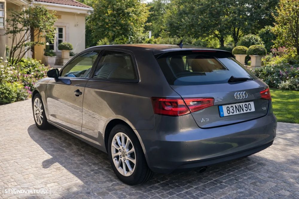 Audi A3 1.6 TDI Advance - 4