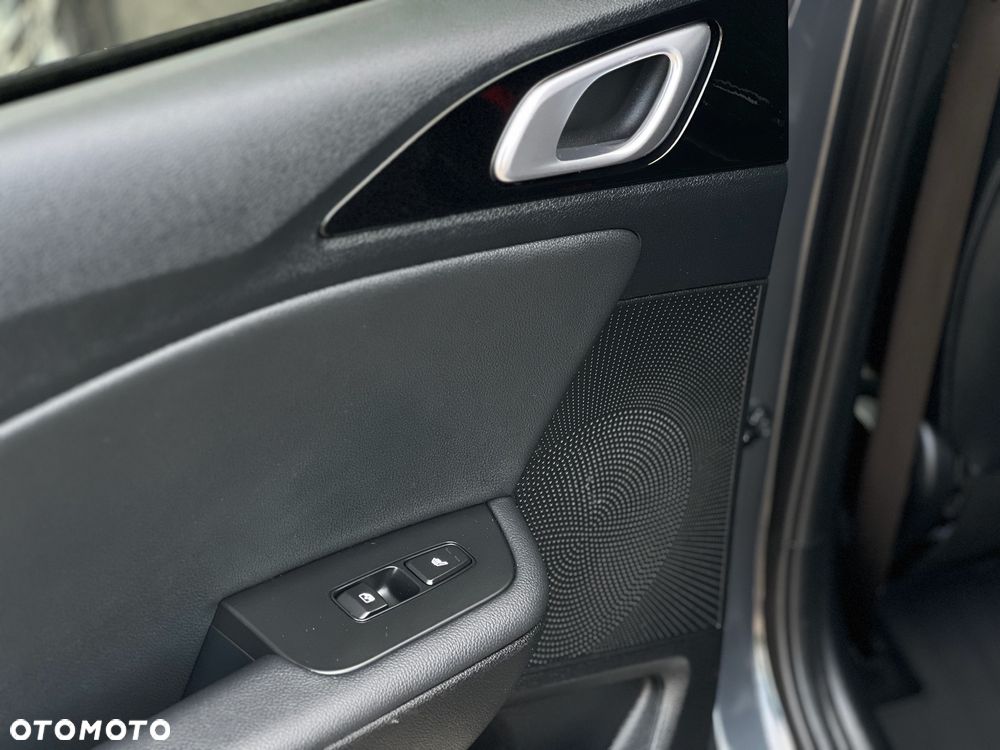 Kia XCeed 1.6 GDI DCT6 OPF Platinum Edition - 38