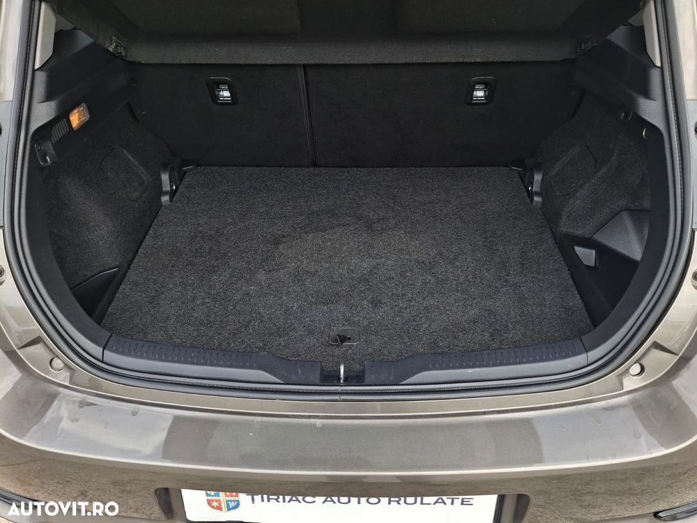 Toyota Auris - 23