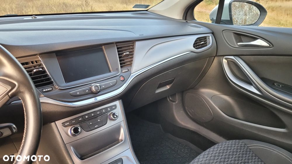 Opel Astra 1.6 CDTI Enjoy - 10