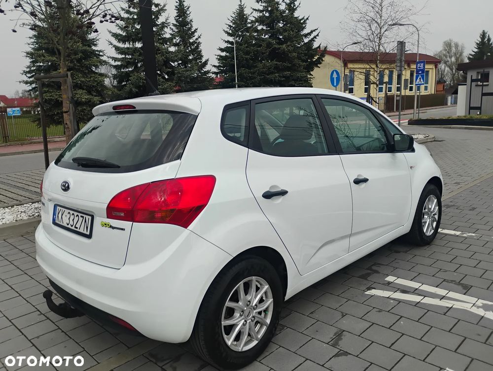 Kia Venga - 3