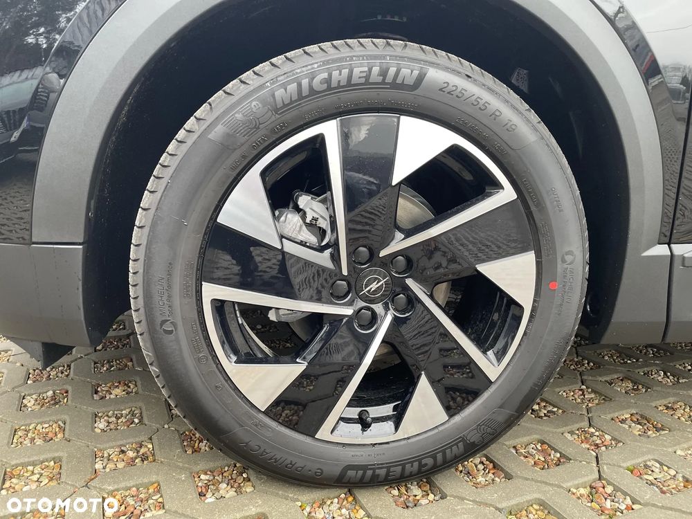 Opel Grandland 1.2 T mHEV GS S&S eDTC6 - 10