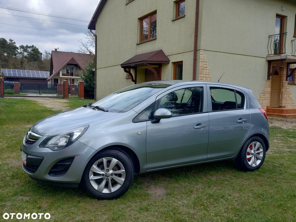 Opel Corsa 1.2 16V Edition / Active - 2
