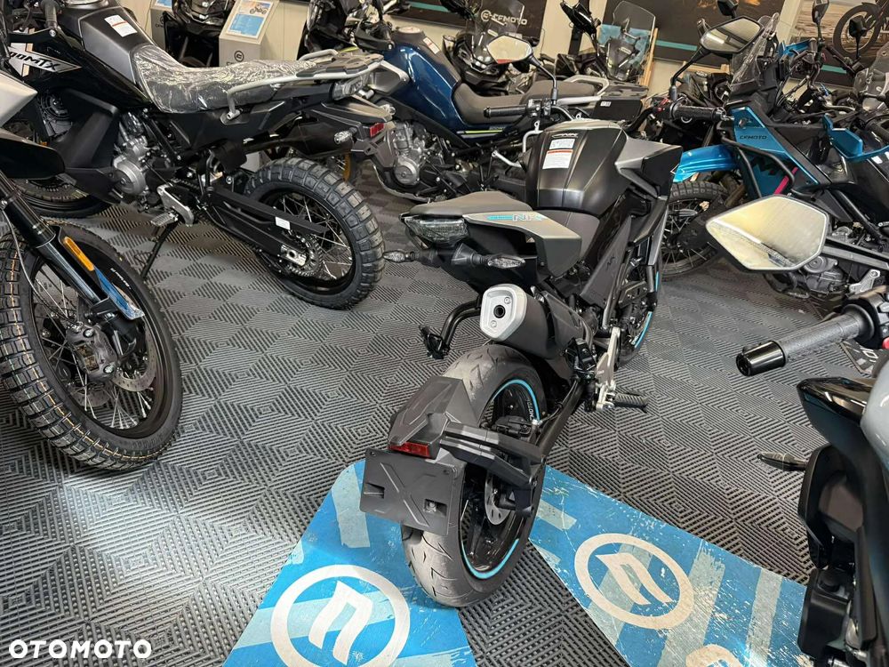 CFMoto NK - 10