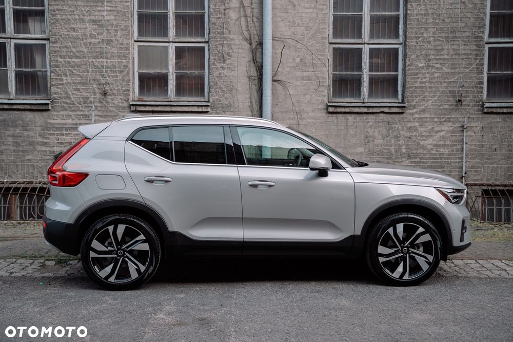 Volvo XC 40 B5 AWD Ultimate Bright - 2